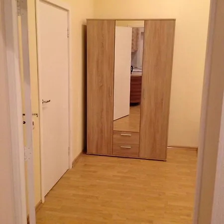 Raina Lux Apartment Apartment *