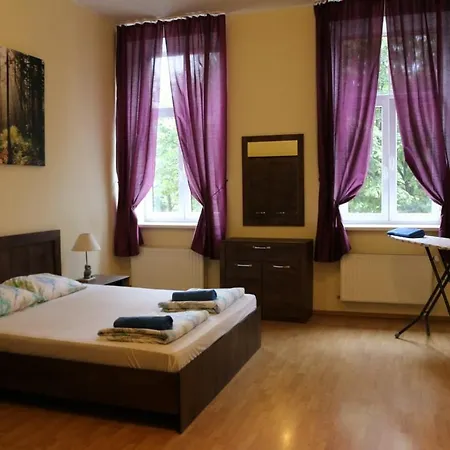 Raina Lux Apartment
